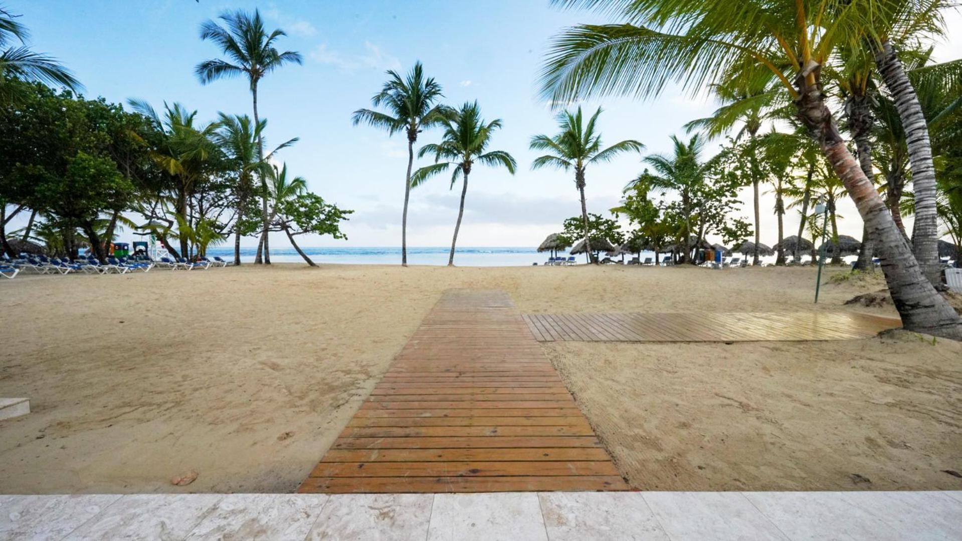 Bahia Principe Grand El Portillo Лас Теренас Екстериор снимка